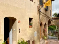 Duccio Nacci Rooms- Guesthouse Hotels in San Gimignano