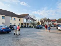 Hotel the Originals Bernay Acropole Hotels in Eure