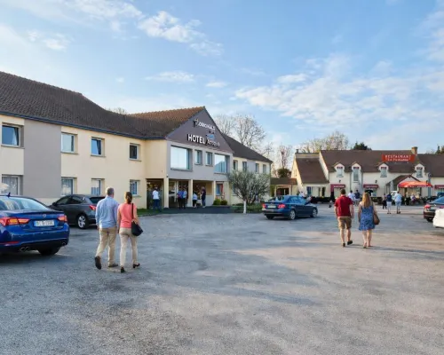 Hotel the Originals Bernay Acropole Hotele w: Eure