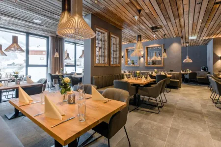 Wildkogel Resorts - Das Neukirchen Отели рядом с достопримечательностью «Wasserwelten Krimml»