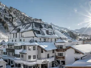Hotel Alpenland