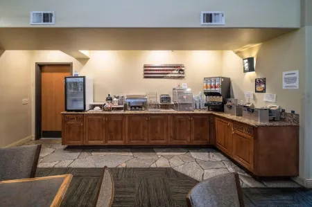 Truckee Donner Lodge