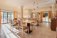 Solar de Mos Hotels in Lagos