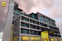 SR Residence Hotel Hotel in zona Wat Chaliang Lap