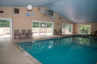 Hampton Falls Inn