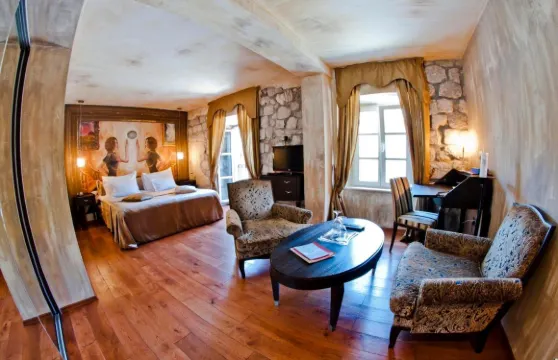 阿斯圖裡亞精品酒店