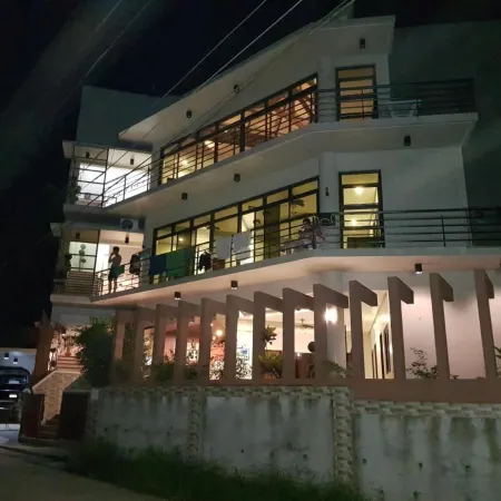 Inngo Tourist Inn