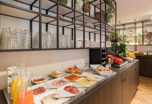 The Delphi - Amsterdam Townhouse의 아늑한 객실 내부