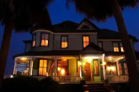 Pensacola Victorian Bed & Breakfast Hotels in Pensacola