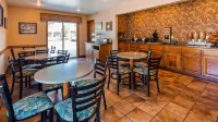 RiverTree Inn Hotels in Clarkston