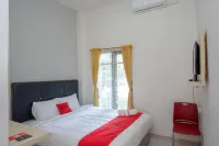 RedDoorz @ Kratonan Solo