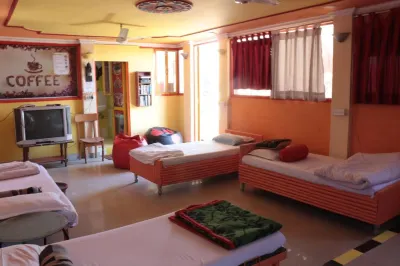 Govind Hotel