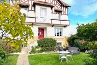 La Villa les Mots Passants Hotels in Cabourg