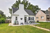 Chic Baltimore Retreat - 6 Mi to Downtown! Hotels near Belvedere Square