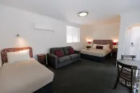 Centralpoint Motel