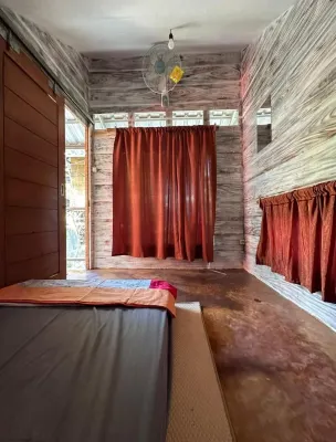 Atlante Hostel فنادق في كاريمونجاوا