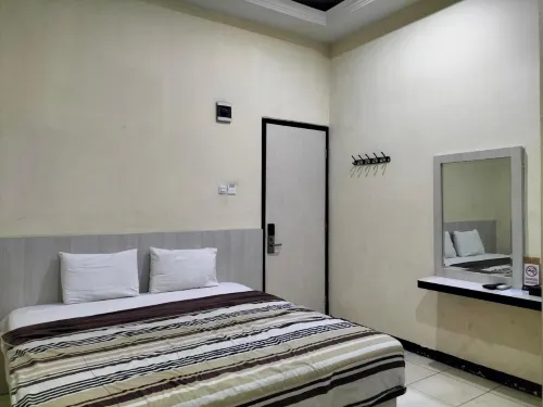 Hotel Kudus Permata - breakfast