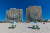 Turquoise Place 2205 C
