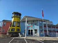 Pirates Cove Hotels in Federal Point