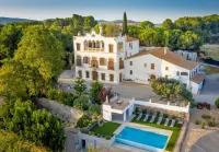 Bolet Casa Modernista Hotels in Vilafranca del Penedes
