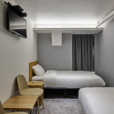 L hostel Mプラザ周辺のホテル
