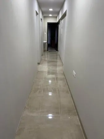 Pinaki Comfort Stay, Vile Parle Отели рядом с достопримечательностью «Кэпитал»