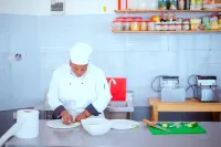 Suda Beach Lodge - sarapan