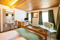 Hotel Alpina - Pet friendly