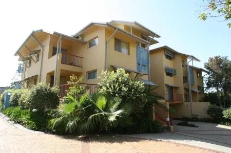 Diamond Sands Resort Отели в г. Маджираба