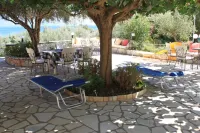 Ballas Apartments Hotel di Sami