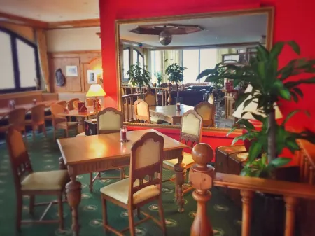 Alpina Lodge Hotel Oberwiesenthal Отели рядом с достопримечательностью «Фихтельберг»