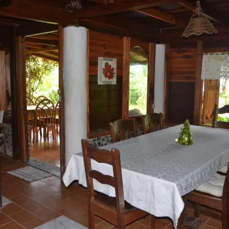 Chalet Hibiscus