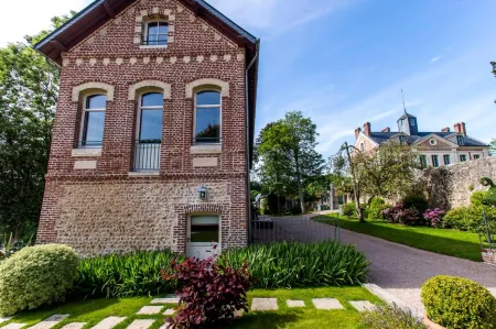 Le Clos de Grâce Отели в г. Пендепи