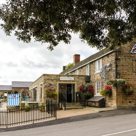The Peacock at Barlow