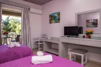Tom & John Center - Apartments