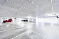 Trans World Hotel Columbus - parking