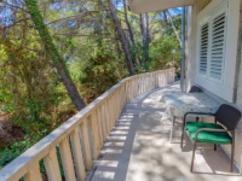 Rooms Karla Hotels in Polace