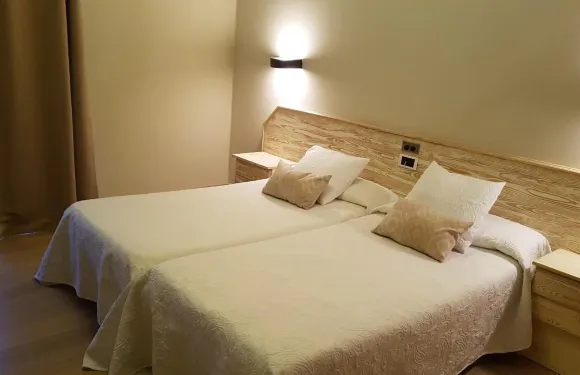 阿瓜多斯酒店 - 羅扎奧