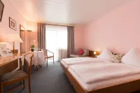 Landhaus Schaaf Hotels near Skatepark Elz
