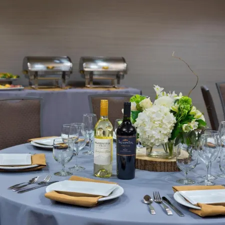 Oxford Suites Bellingham