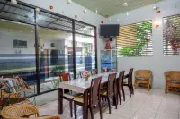 RedDoorz Syariah @ Sunan Bonang Magelang Hotels in Bandongan
