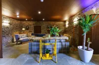 Lar da Mota Boutique Hotel Hotels in Dombodán