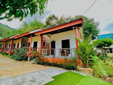 เกาะช้าง เฟื่องฟ้า