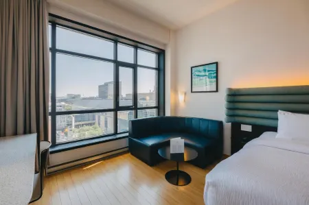 Le Dauphin Montréal Centre-Ville