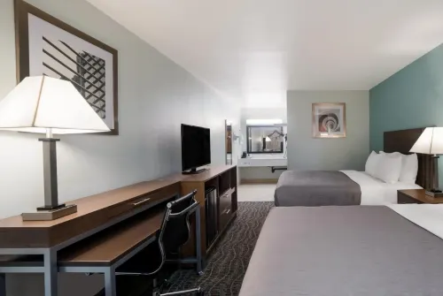 Quality Inn Fairfield Napa Valley Area - Pools