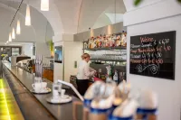 Hotel Altes Kloster - Bares