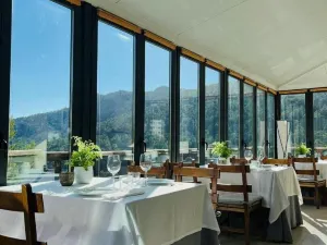 Corzo Hotel