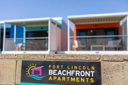 Port Lincoln Beachfront Apartments Отели в г. Порт-Линкольн