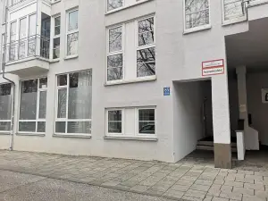 Homely Stay Studio 9 - Stylish & Convenient Self-Check-in Studio in Munich