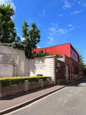 La Porte Rouge Rbx Hotels in Roubaix